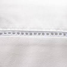 Par de Fronha - 50cm x 90 cm - 400 fios - Ajour - Branco