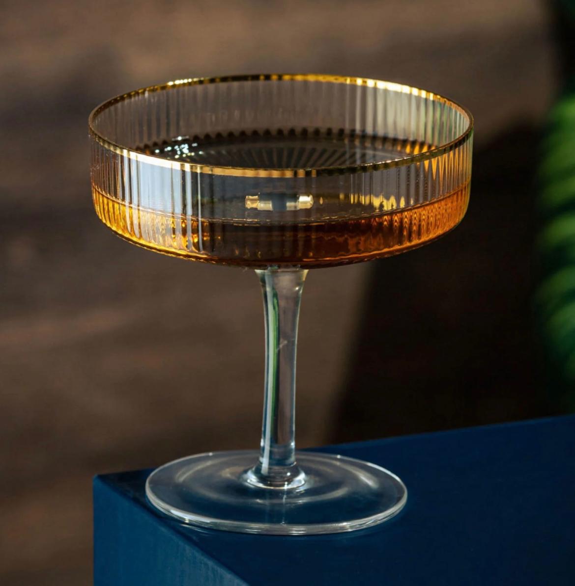 Conjunto com 6 taças de sobremesa - dourada