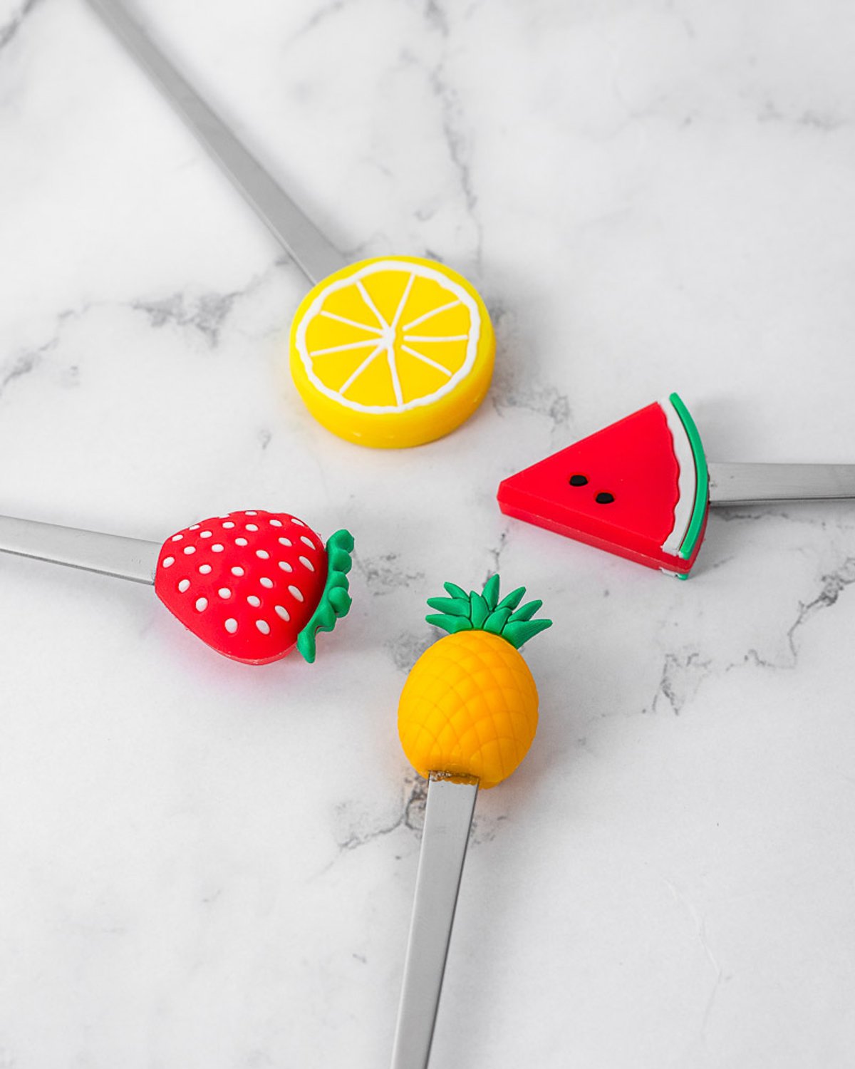 Jogo com 4 mini espátula, 4 mini colher frutinhas