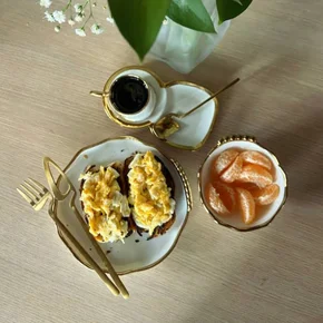 Bowl porcelana P - branco com dourado